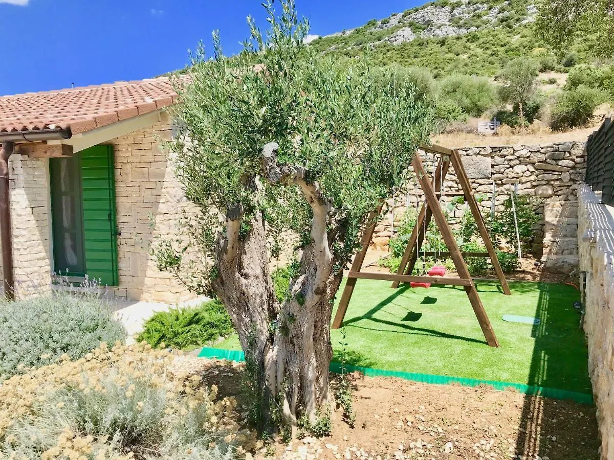 Villa Dule Pakostane
